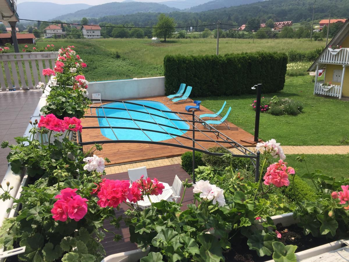 Pool Apartments Plitvice Lakes Grabovac  Exterior photo