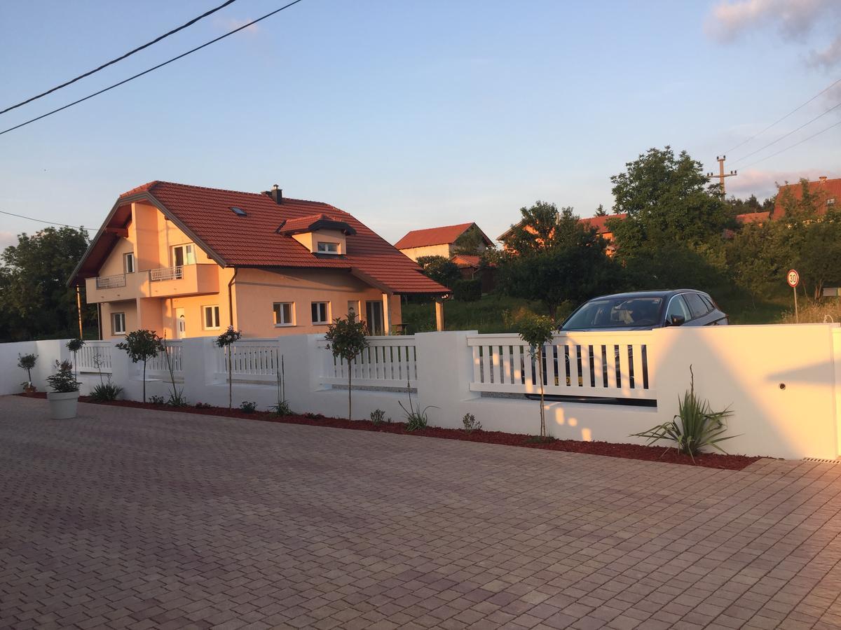 Pool Apartments Plitvice Lakes Grabovac  Exterior photo