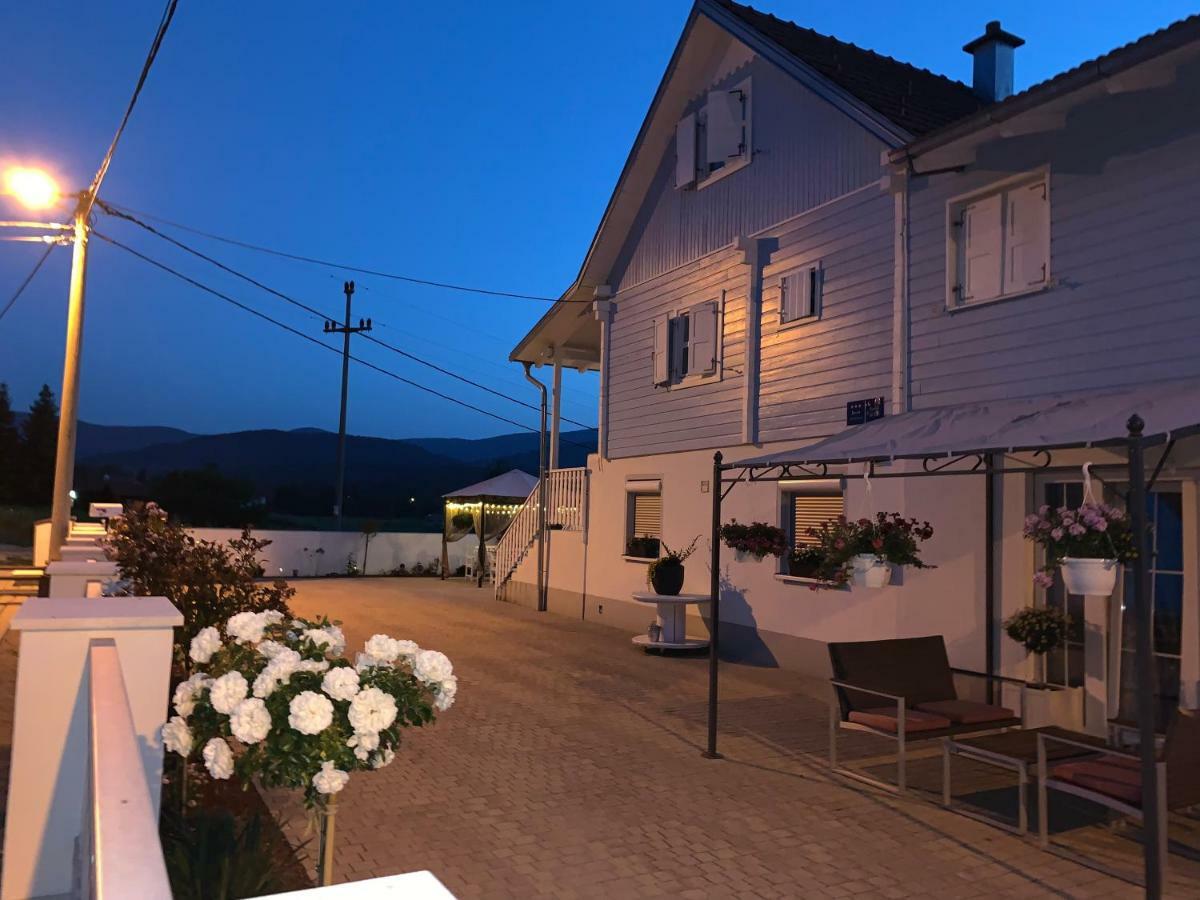 Pool Apartments Plitvice Lakes Grabovac  Exterior photo